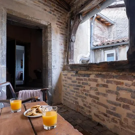 La Loggia Du 21 *